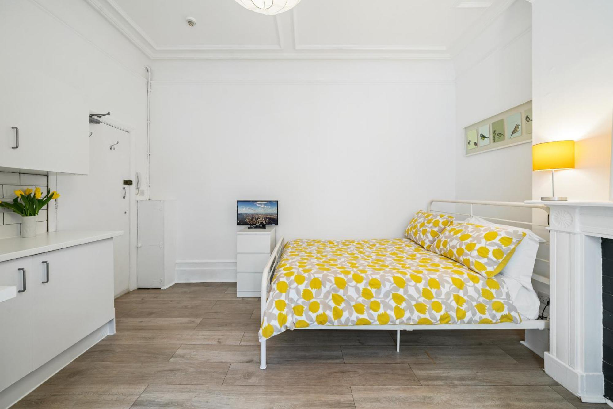 Glenmore Suites Лондон Экстерьер фото