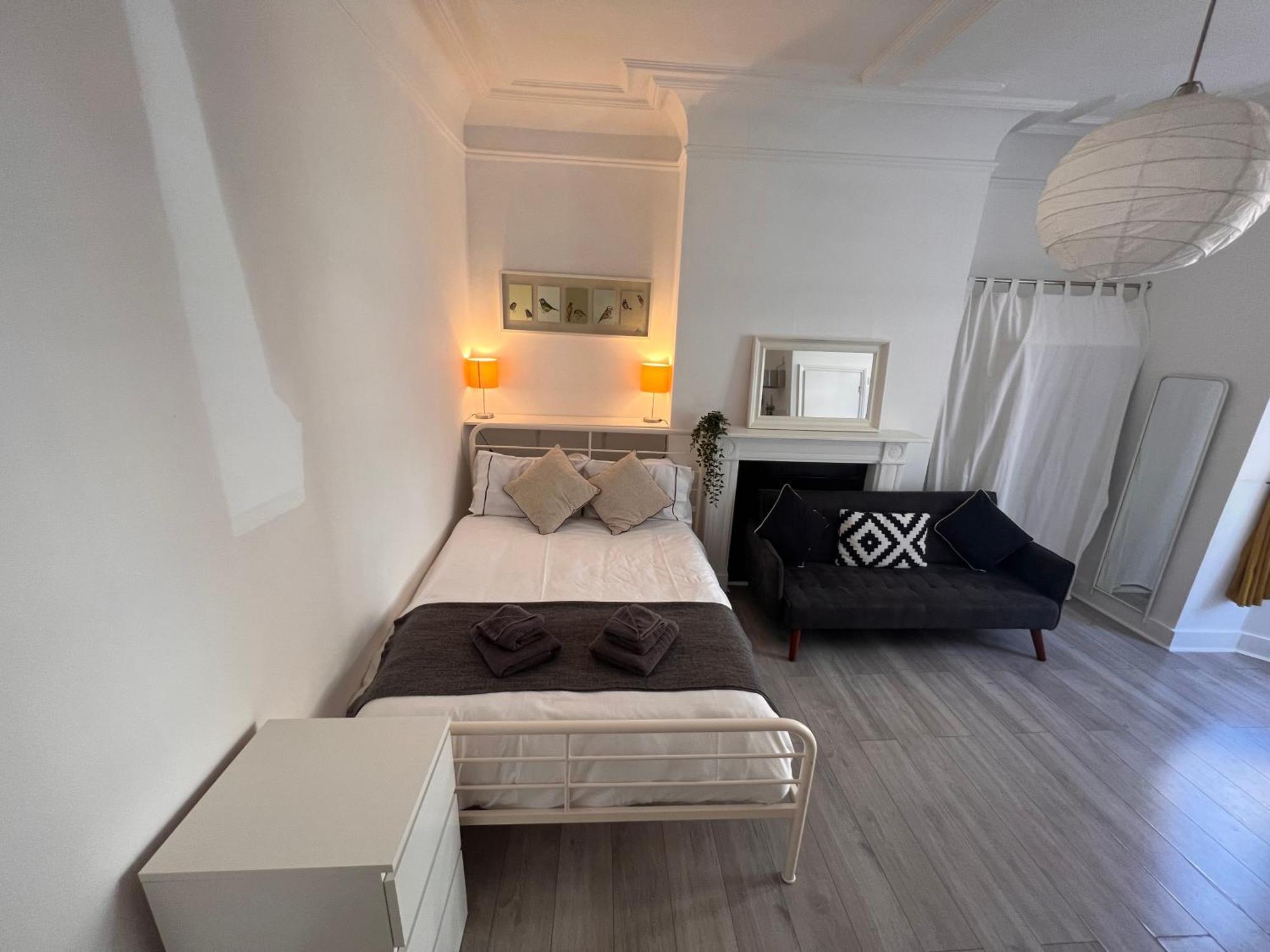 Glenmore Suites Лондон Экстерьер фото