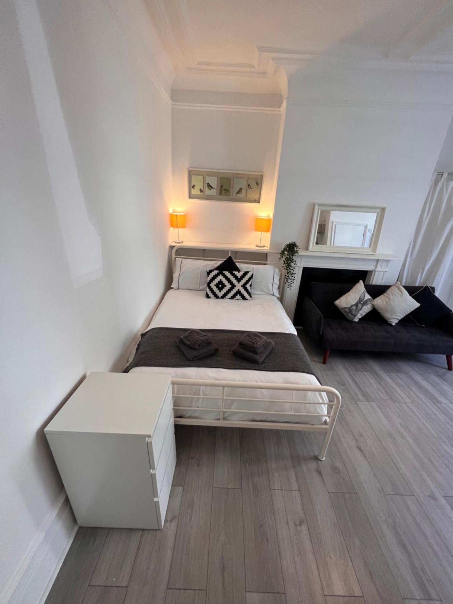 Glenmore Suites Лондон Экстерьер фото