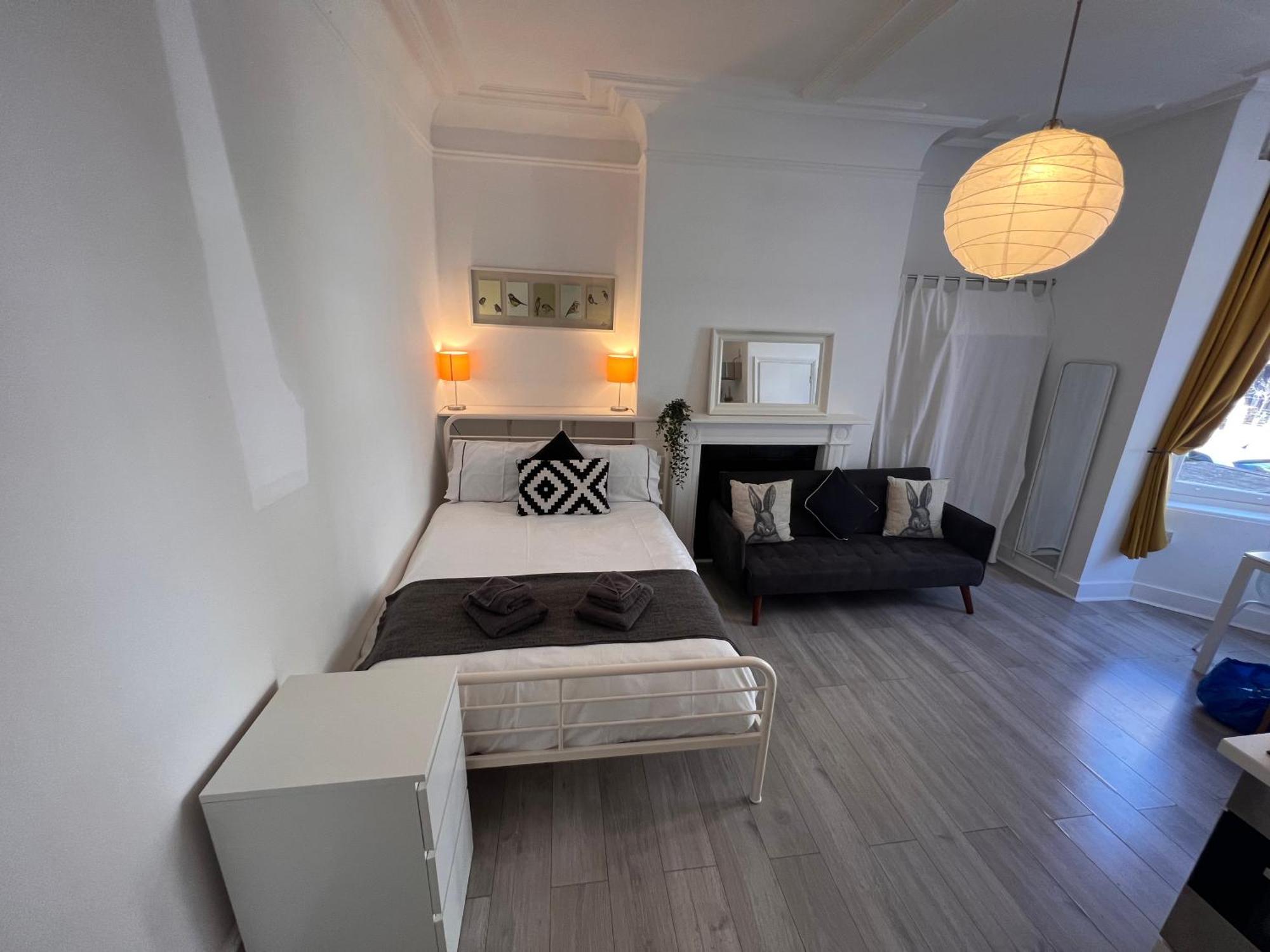Glenmore Suites Лондон Экстерьер фото