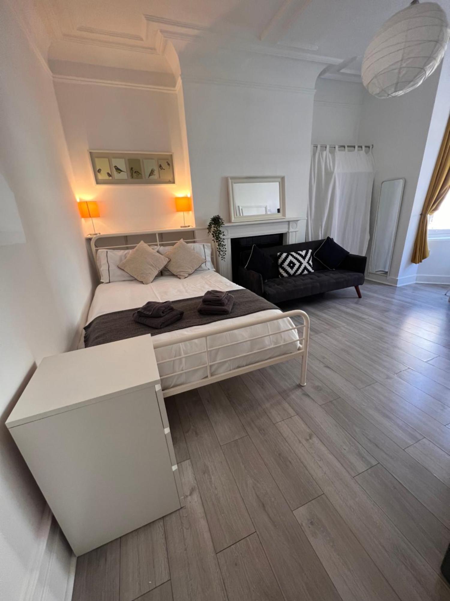 Glenmore Suites Лондон Экстерьер фото